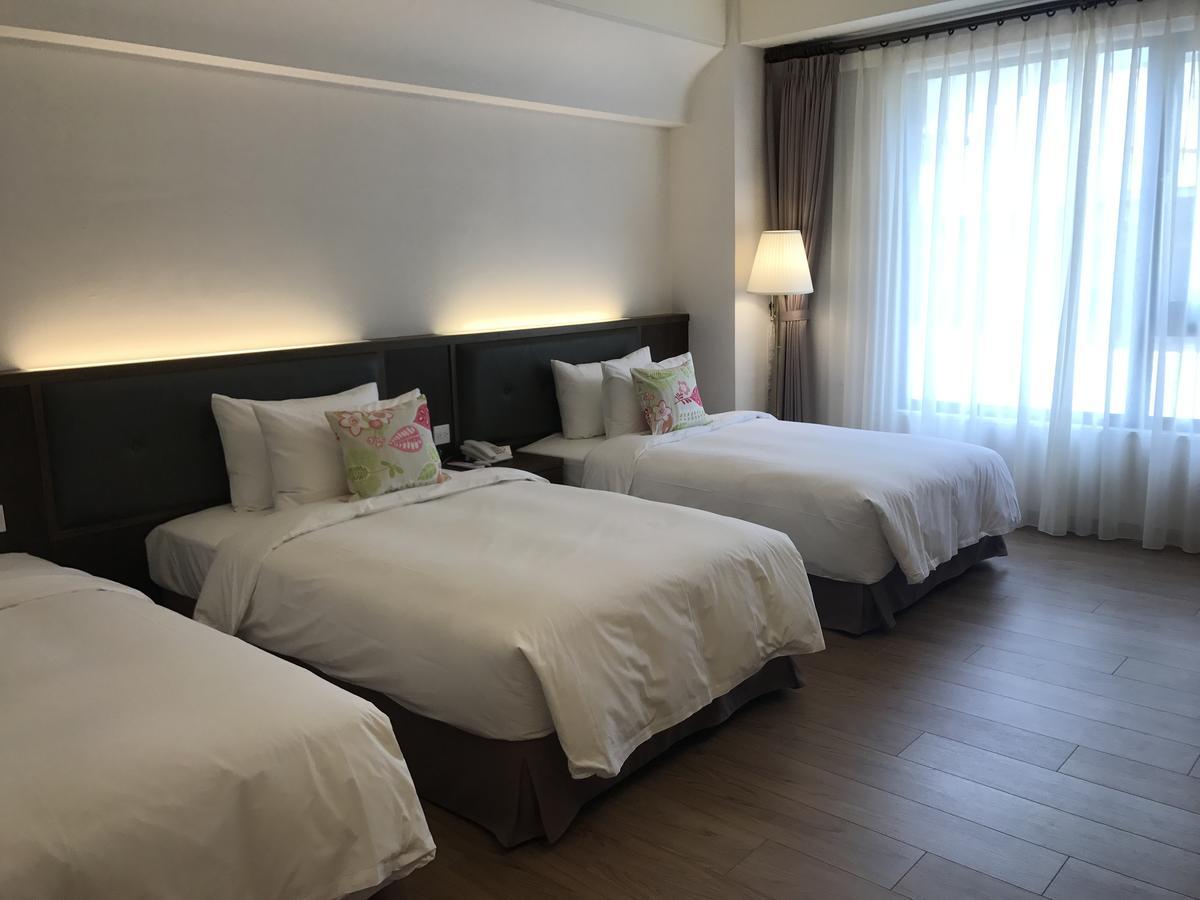 晨光飯店 Hotel Чиай Сити Екстериор снимка