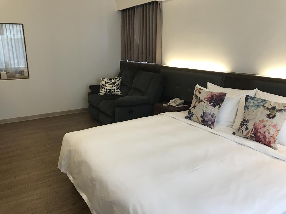 晨光飯店 Hotel Чиай Сити Екстериор снимка